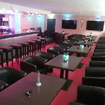 Hotel P&P V-V Ug